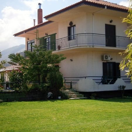 Georgia'S Little Village Plataria Exterior foto